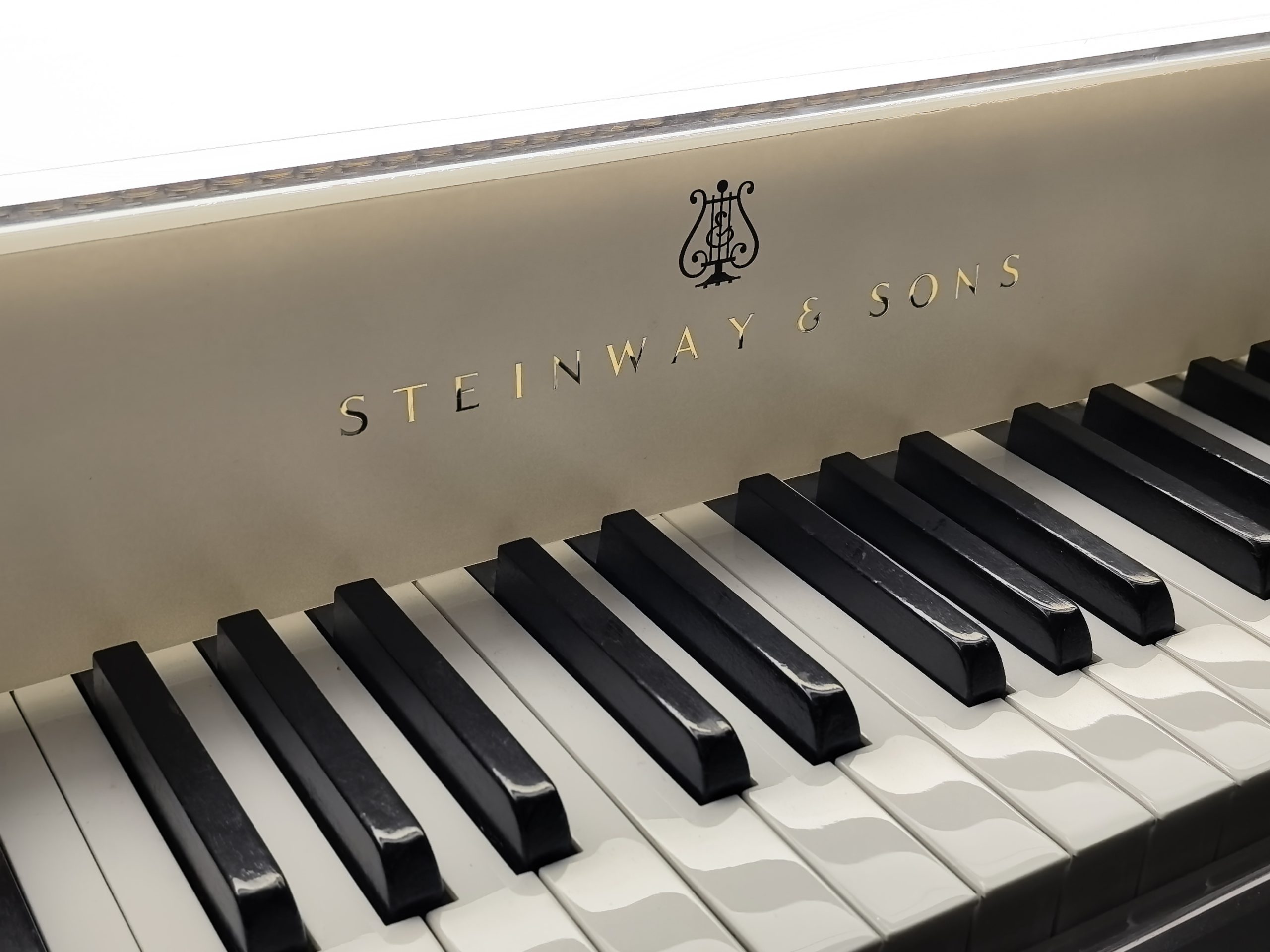 STEINWAY&SON施坦威B211高端梦幻水晶三角钢琴