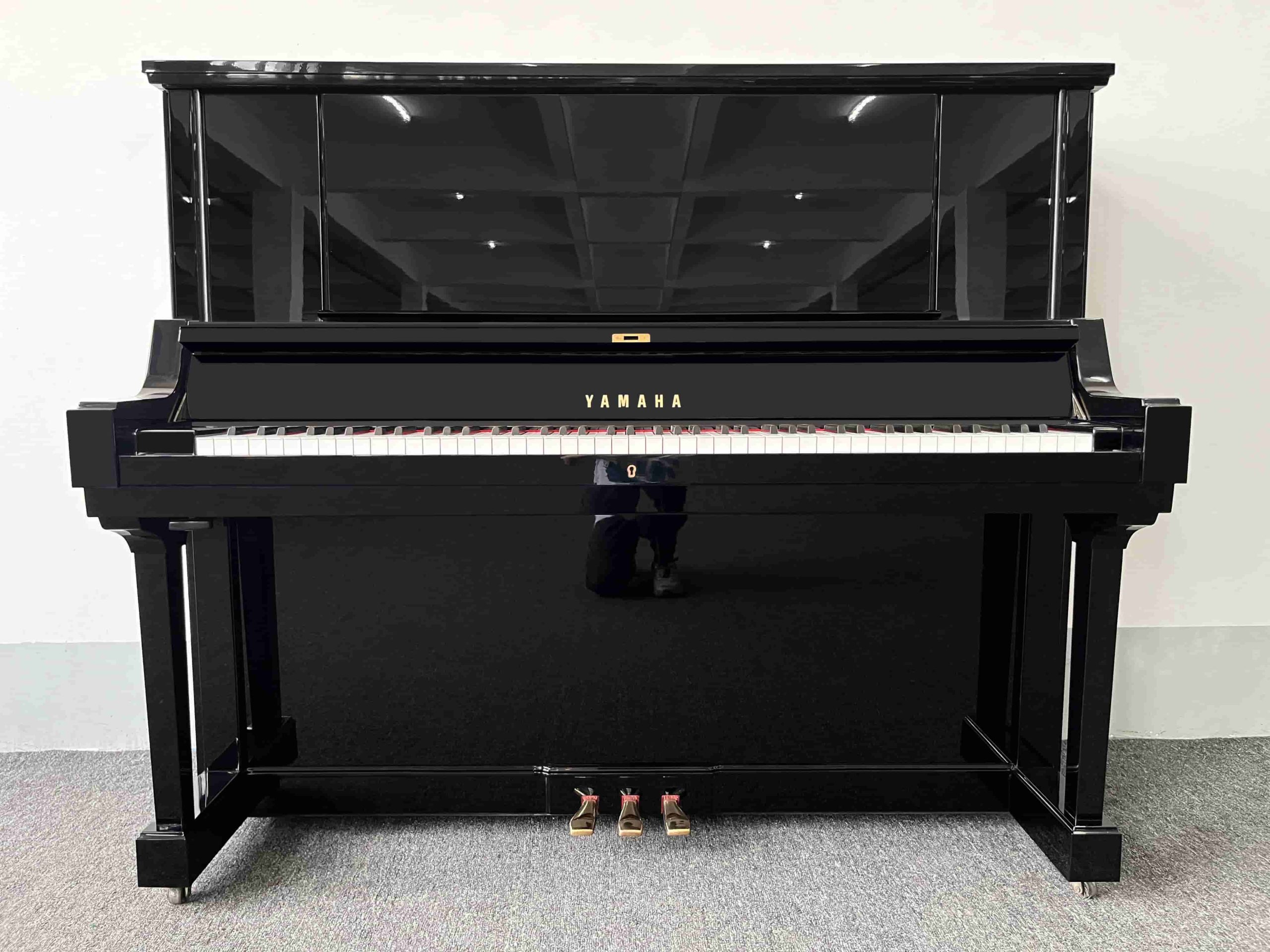 YAMAHA雅马哈YUA第二代米字背旗舰款W级红木高端演奏级中古实木钢琴